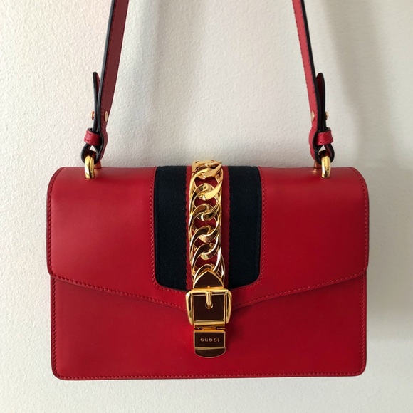 Gucci’s Sylvie Small Shoulder Bag - Picture 1 of 2
